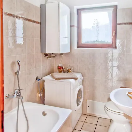 Manuel * Pjescana Uvala