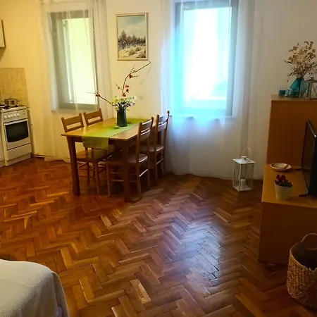 Daire Manuel Pjescana Uvala