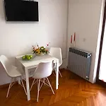 Manuel Appartement Pjescana Uvala