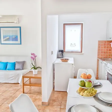 Manuel Apartment
